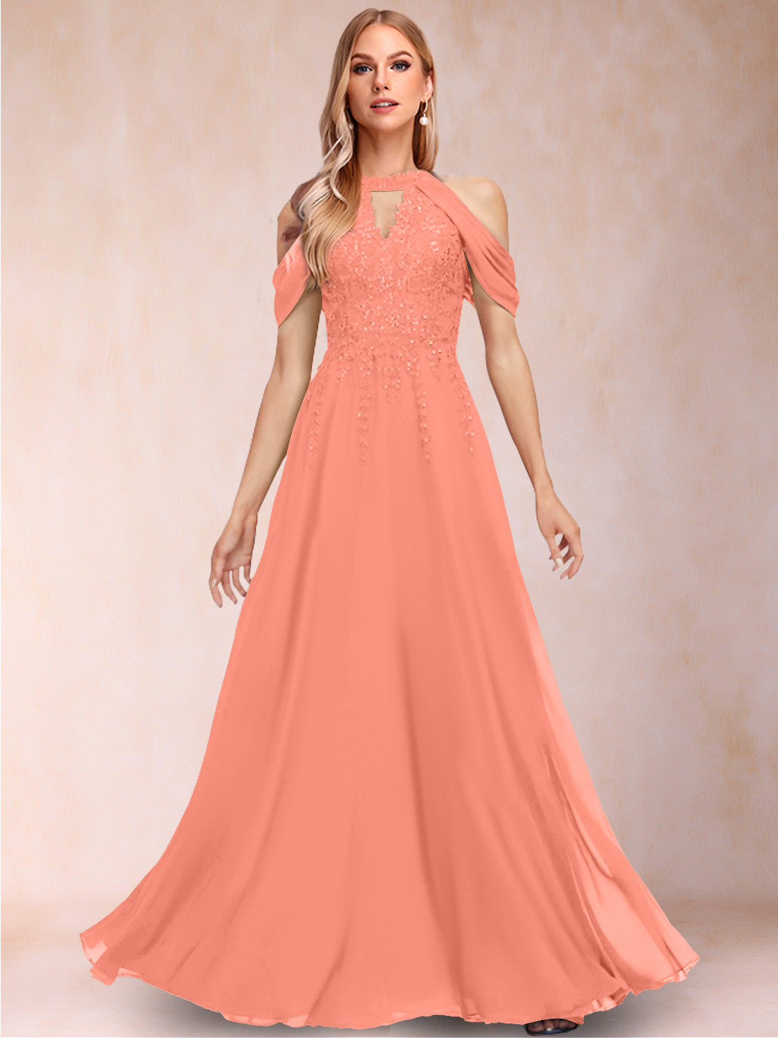 A-Line/Princess Cold Shoulder Short Sleeves Mother of the Bride Dresses with Applique