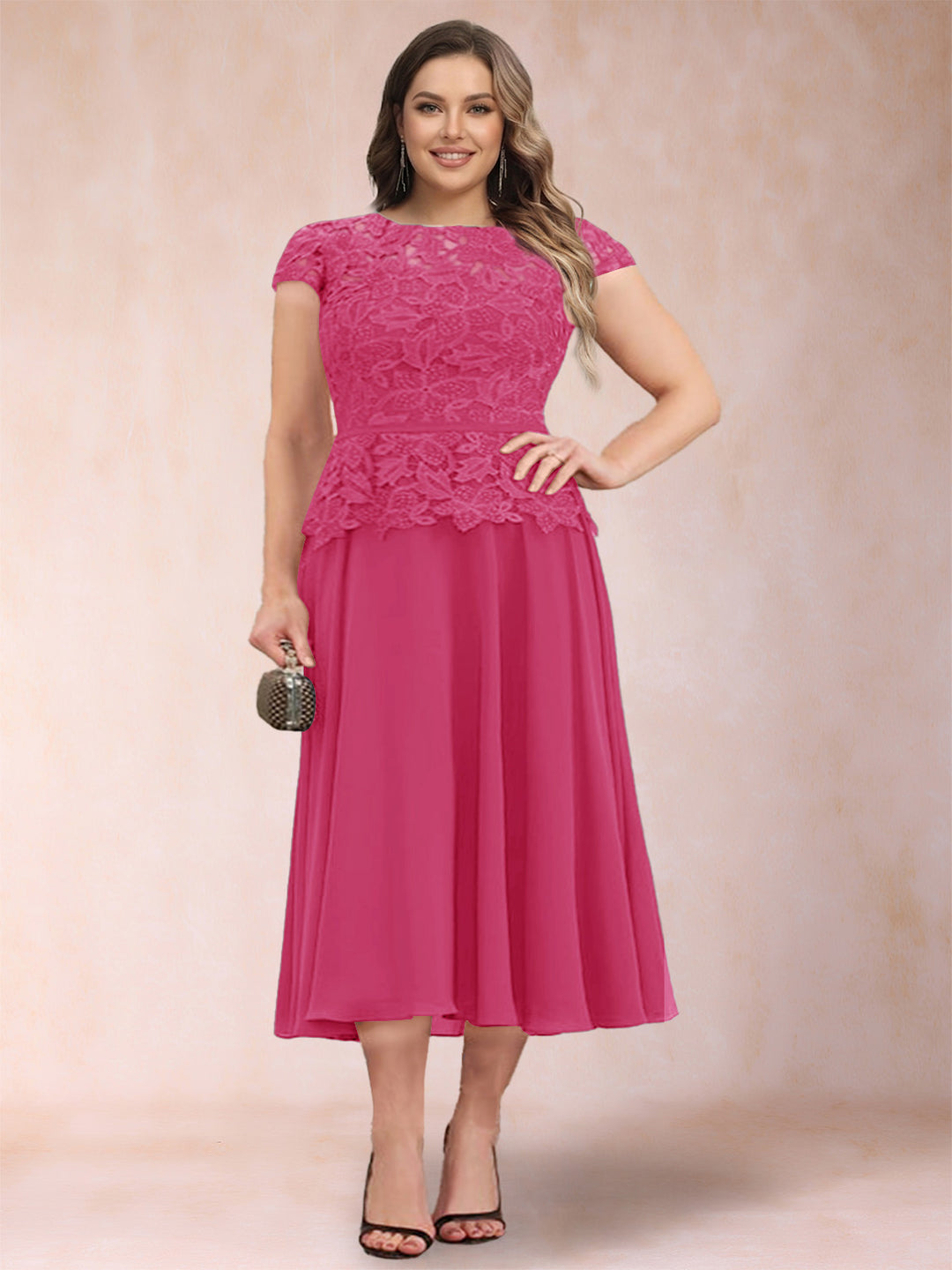 A-Line/Princess Chiffon Scoop Short Sleeves Plus Size Mother of the Bride Dresses with Applique
