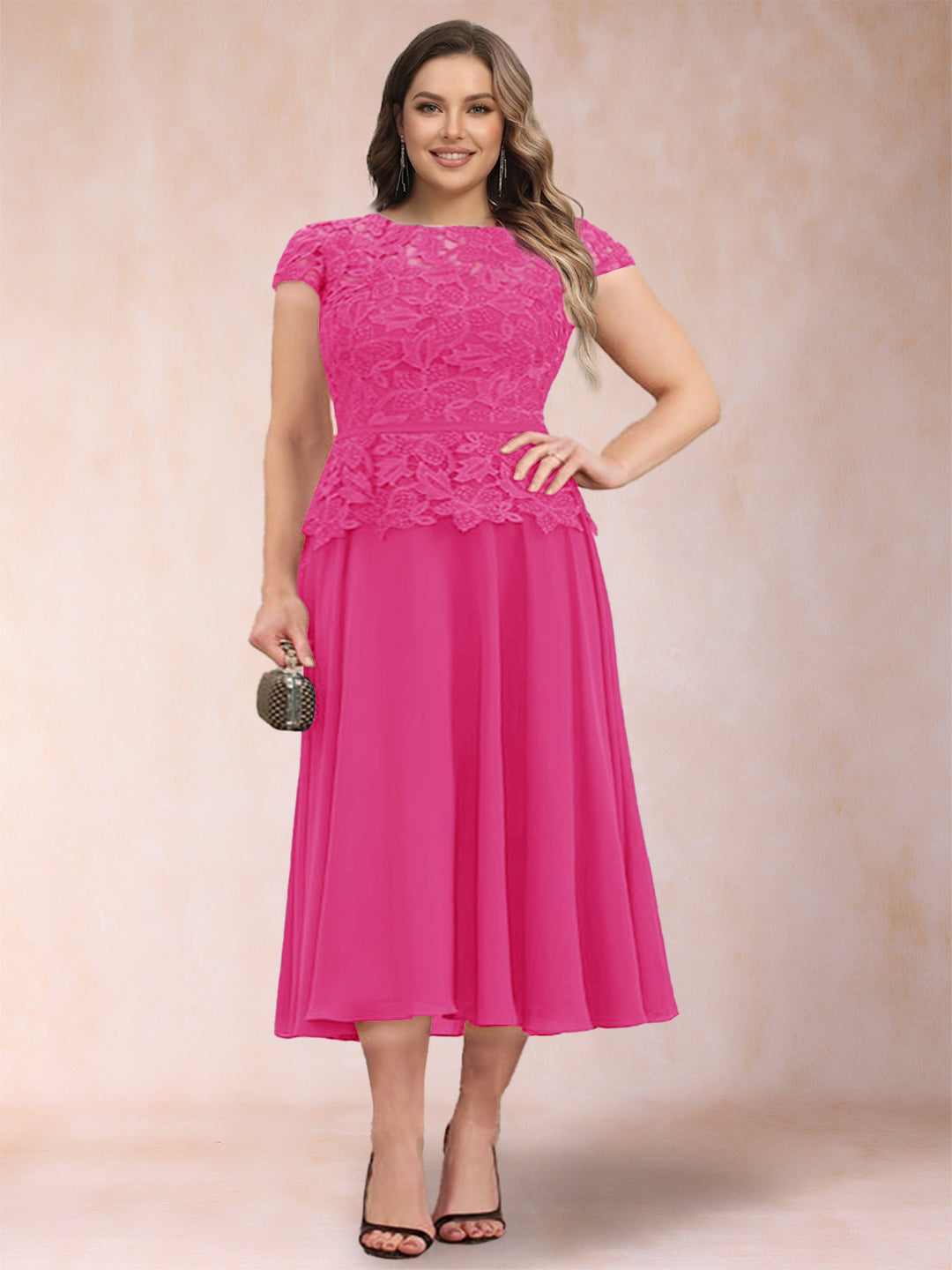 A-Line/Princess Chiffon Scoop Short Sleeves Plus Size Mother of the Bride Dresses with Applique