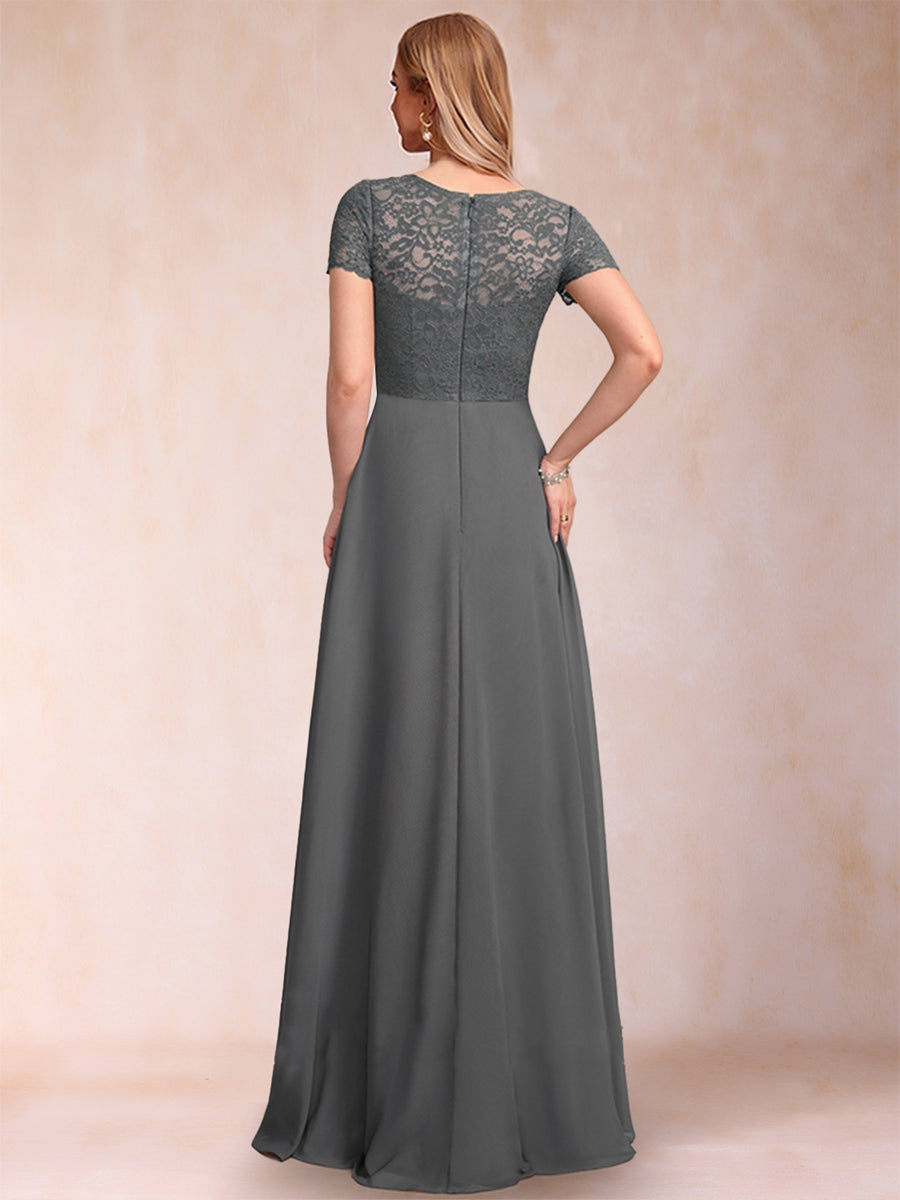 A-Line/Princess V-Neck Short Sleeves Mother of the Bride Dresses with Applique