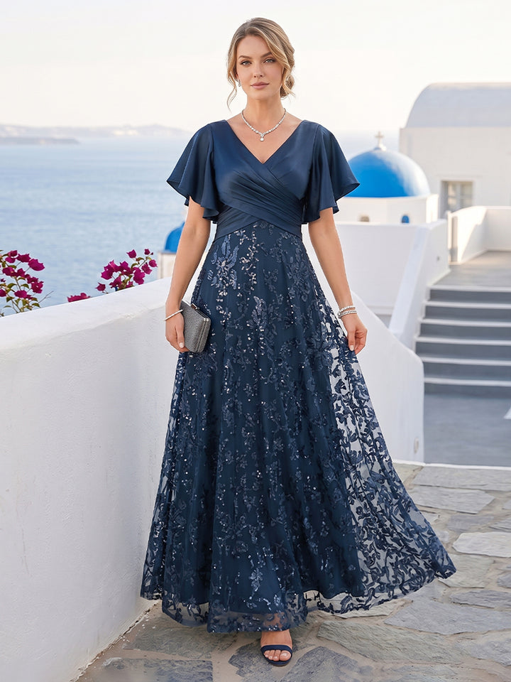 A-Line/Princess V-Neck Short Sleeves Mother of the Bride Dresses with Lace