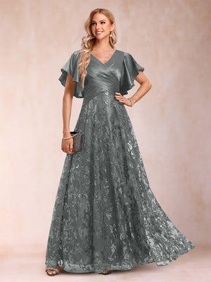 A-Line/Princess V-Neck Short Sleeves Mother of the Bride Dresses with Lace