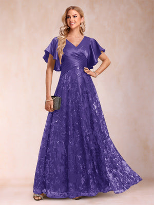 A-Line/Princess V-Neck Short Sleeves Mother of the Bride Dresses with Lace