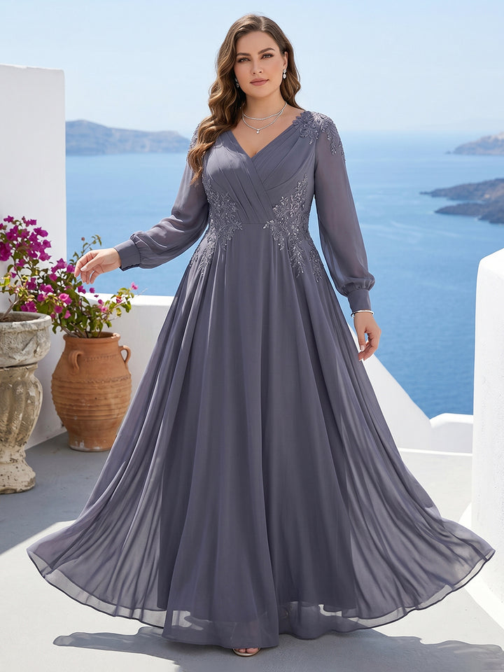 A-Line/Princess V-Neck Long Sleeves Plus Size Mother of the Bride Dresses with Applique