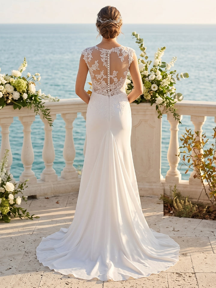 Trumpet/Mermaid Scoop Sleeveless Appliques Wedding Dresses