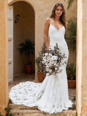 Trumpet/Mermaid V-Neck Sleeveless Ruched Lace Wedding Dresses