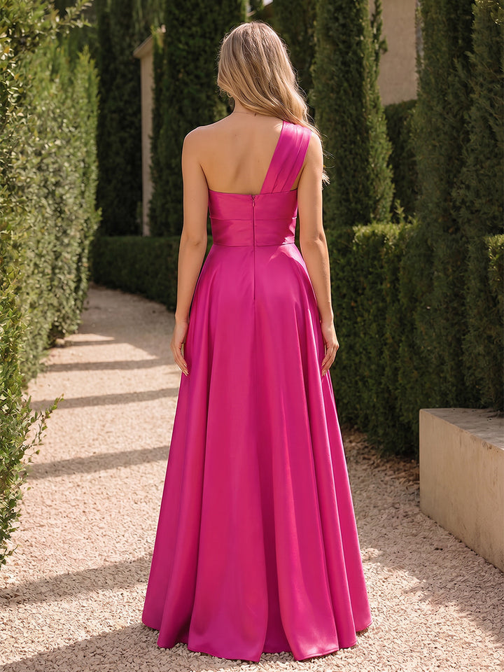 A-Line/Princess Halter Sleeveless Ruched Bridesmaid Dresses With Bowknot