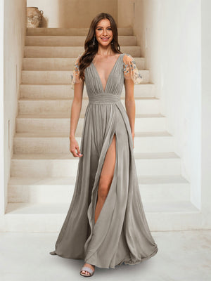 A-Line/Princess V-Neck Short Sleeves Applique Bridesmaid Dresses