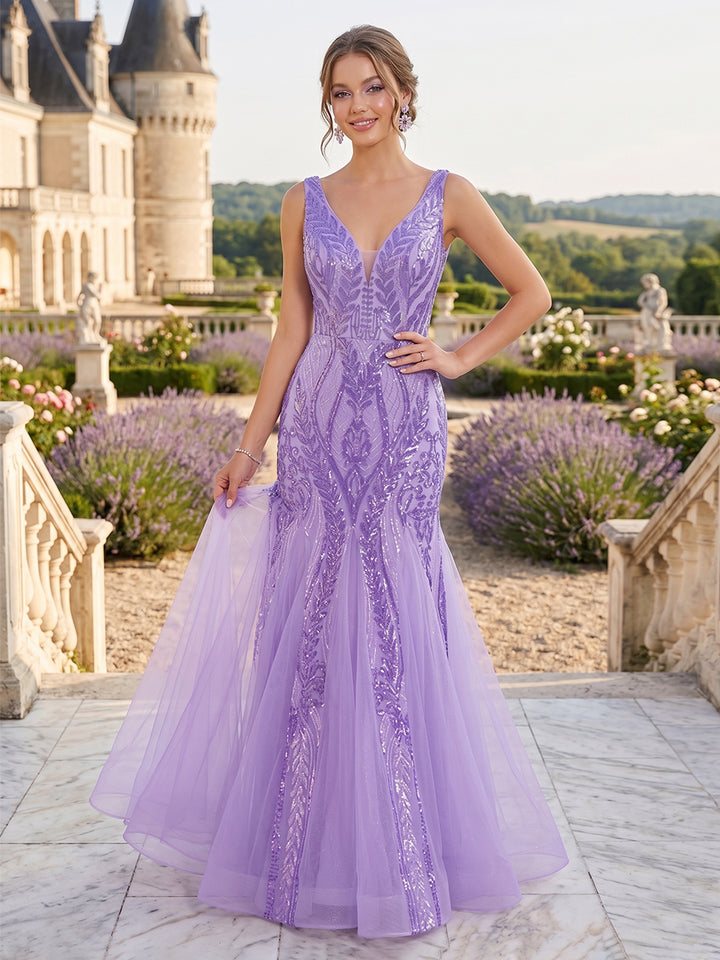 Trumpet/Mermaid V-Neck Sleeveless Sequins Prom Dresses