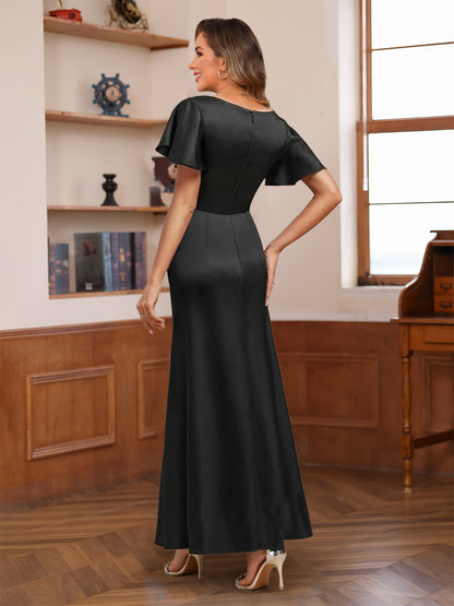 A-Line/Princess Scoop Short Sleeves Ruched Mother of the Bride Dresses