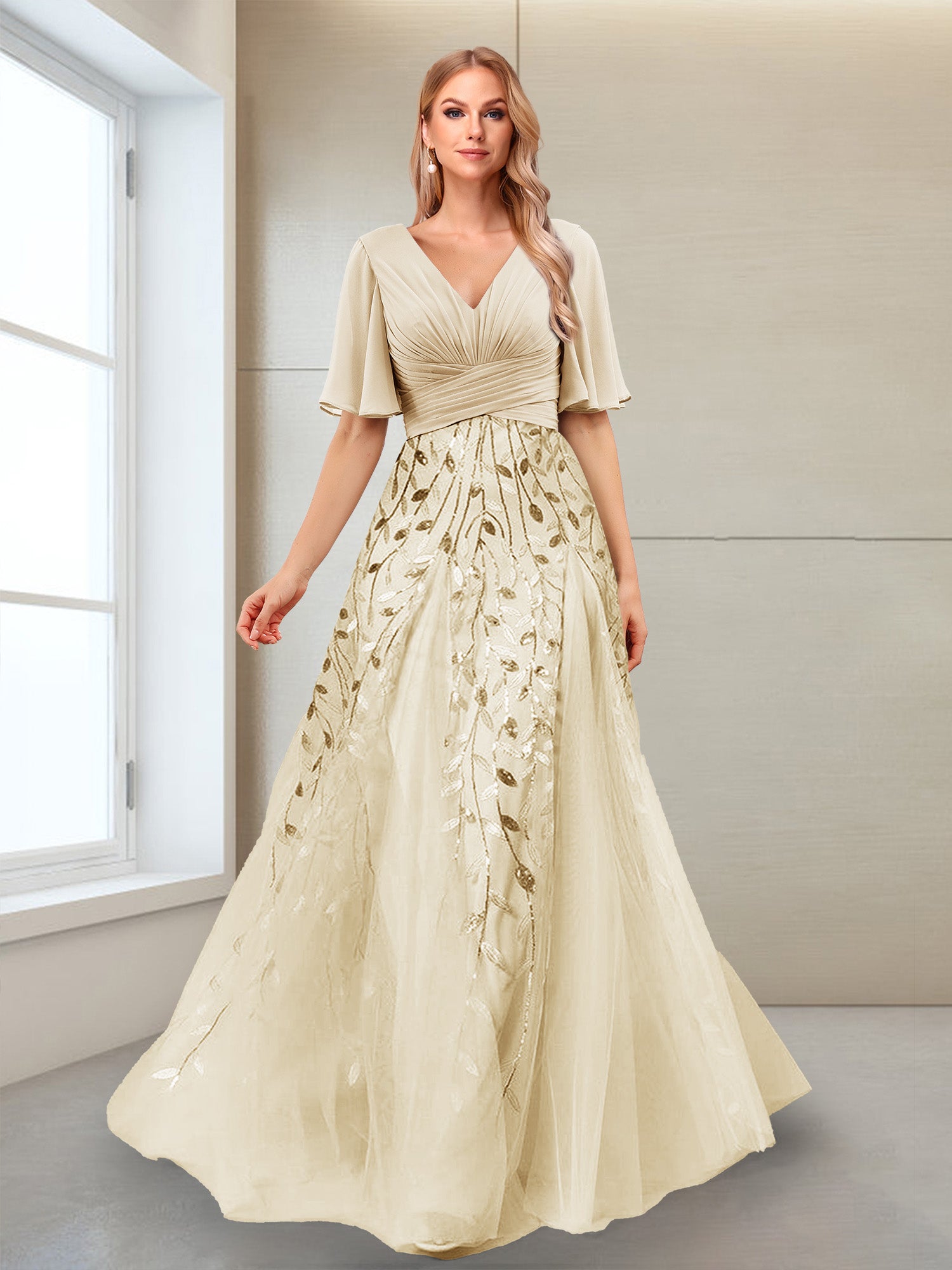 A-Line V-Neck Half Sleeves Mother of the Bride Dresses with Appliques