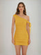 Sheath/Column Off-the-Shoulder Ruched Short Homecoming Dresses with Ribbon