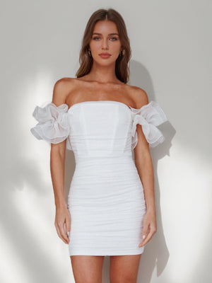 Sheath/Column Off-the-Shoulder Short Ruched Homecoming Dresses with Ruffles