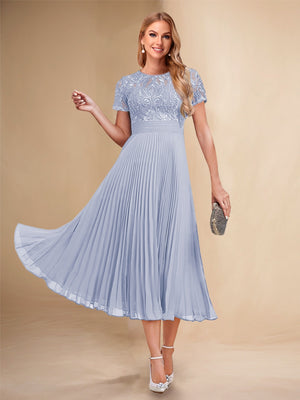A-Line/Princess Scoop Short Sleeves Pleated Mother of the Bride Dresses with Appliques