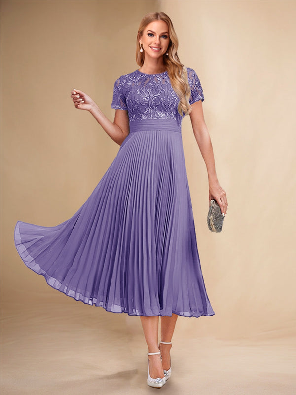 A-Line/Princess Scoop Short Sleeves Pleated Mother of the Bride Dresses with Appliques