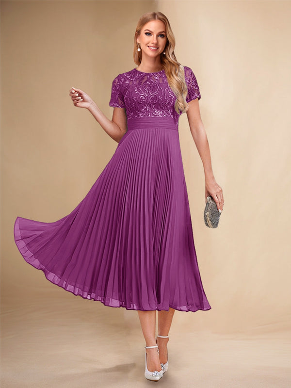 A-Line/Princess Scoop Short Sleeves Pleated Mother of the Bride Dresses with Appliques