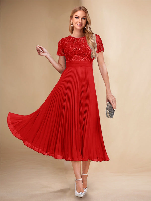 A-Line/Princess Scoop Short Sleeves Pleated Mother of the Bride Dresses with Appliques