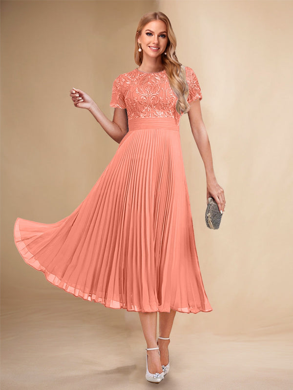 A-Line/Princess Scoop Short Sleeves Pleated Mother of the Bride Dresses with Appliques
