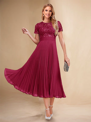 A-Line/Princess Scoop Short Sleeves Pleated Mother of the Bride Dresses with Appliques