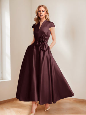 A-Line/Princess V-Neck Short Sleeves Mother of the Bride Dresses with Pockets & Flower