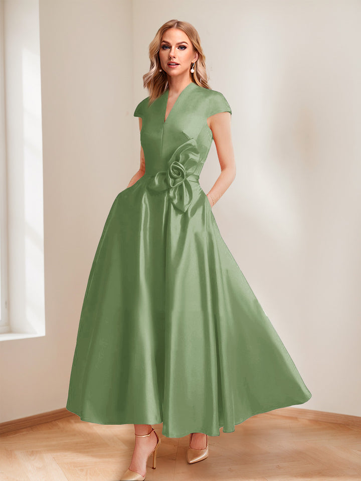 A-Line/Princess V-Neck Short Sleeves Mother of the Bride Dresses with Pockets &amp; Flower