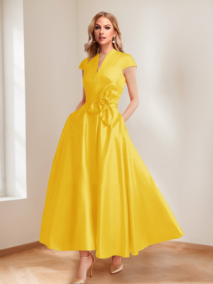 A-Line/Princess V-Neck Short Sleeves Mother of the Bride Dresses with Pockets &amp; Flower