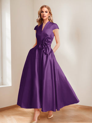 A-Line/Princess V-Neck Short Sleeves Mother of the Bride Dresses with Pockets & Flower