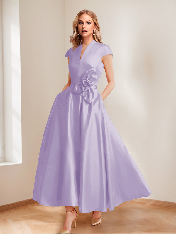 A-Line/Princess V-Neck Short Sleeves Mother of the Bride Dresses with Pockets & Flower