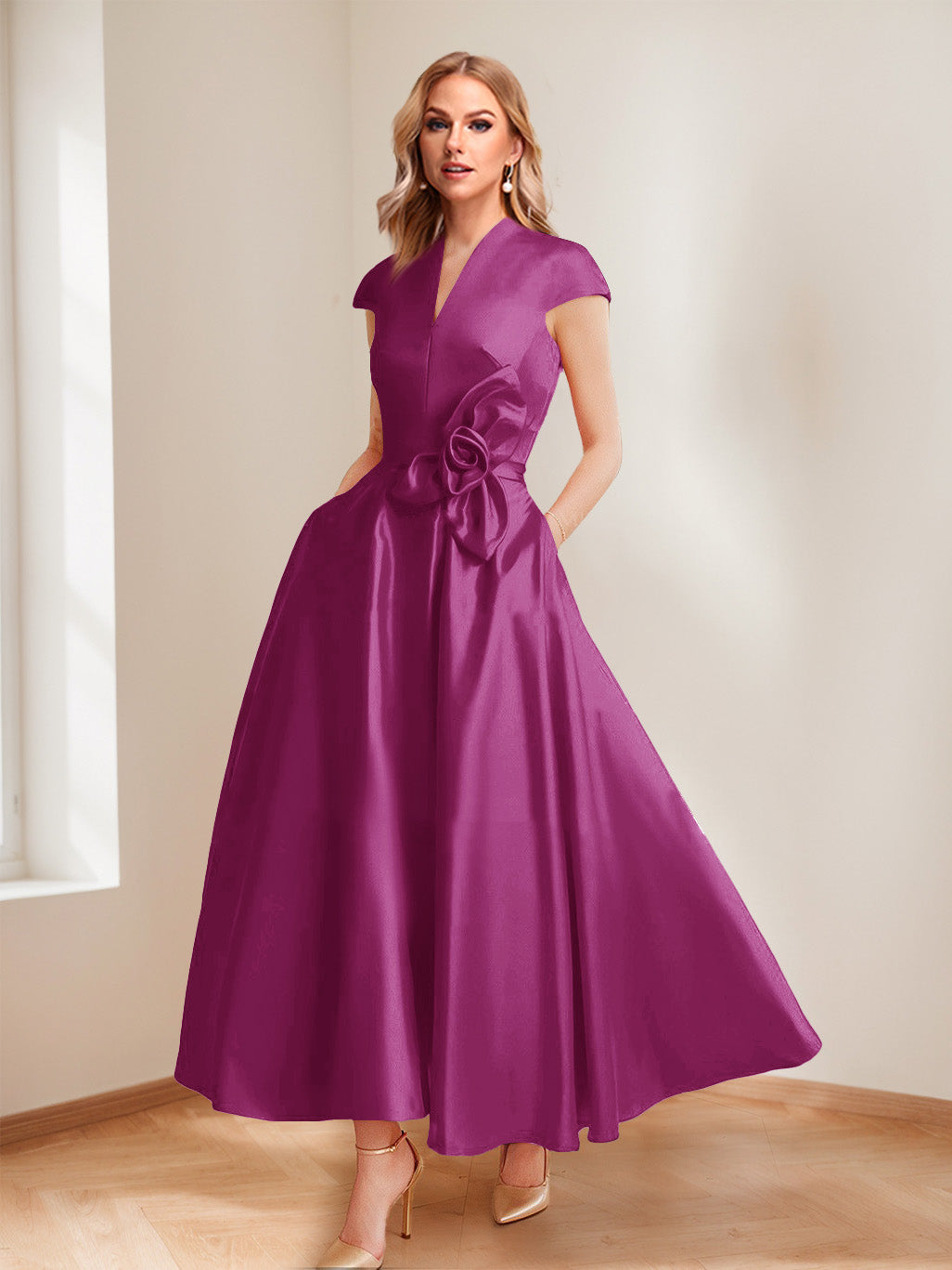 A-Line/Princess V-Neck Short Sleeves Mother of the Bride Dresses with Pockets &amp; Flower