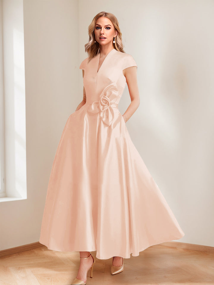 A-Line/Princess V-Neck Short Sleeves Mother of the Bride Dresses with Pockets &amp; Flower