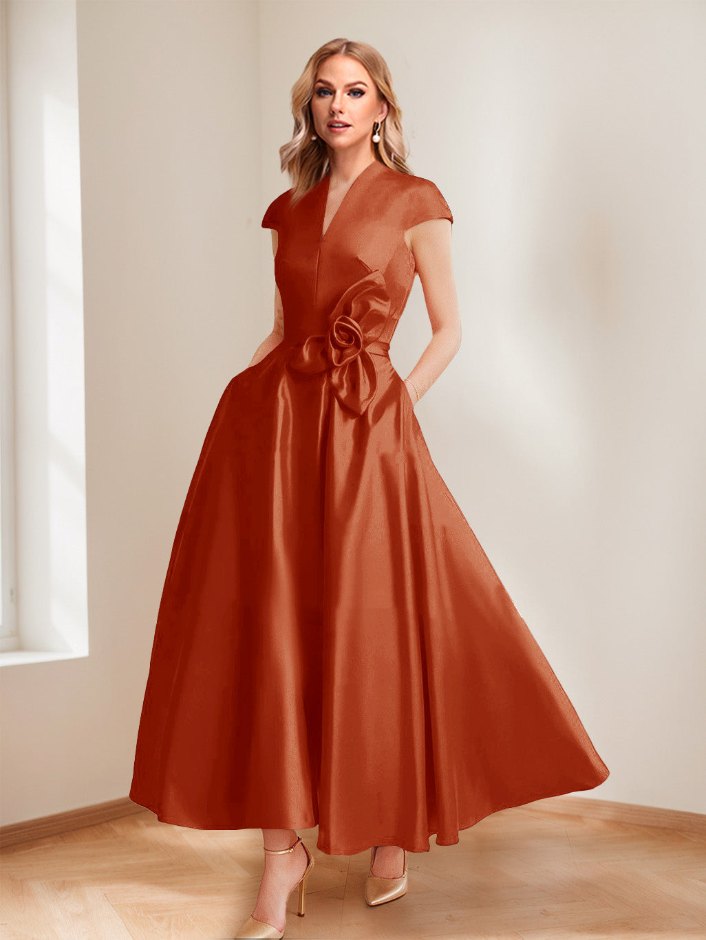 A-Line/Princess V-Neck Short Sleeves Mother of the Bride Dresses with Pockets &amp; Flower