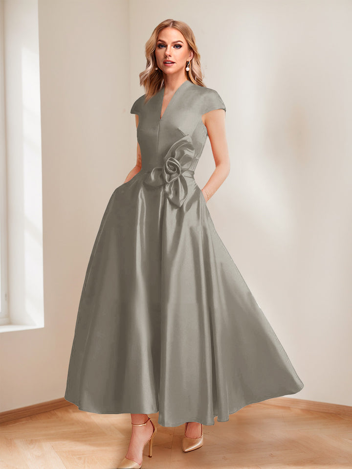 A-Line/Princess V-Neck Short Sleeves Mother of the Bride Dresses with Pockets &amp; Flower