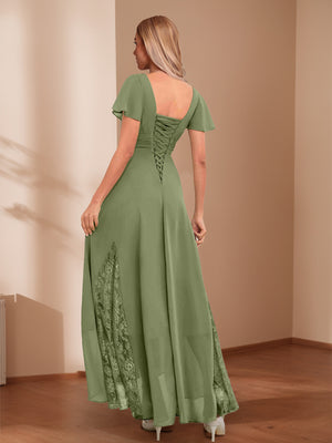 A-Line/Princess V-Neck Ruched Asymmetrical Mother of the Bride Dresses with Lace Appliques