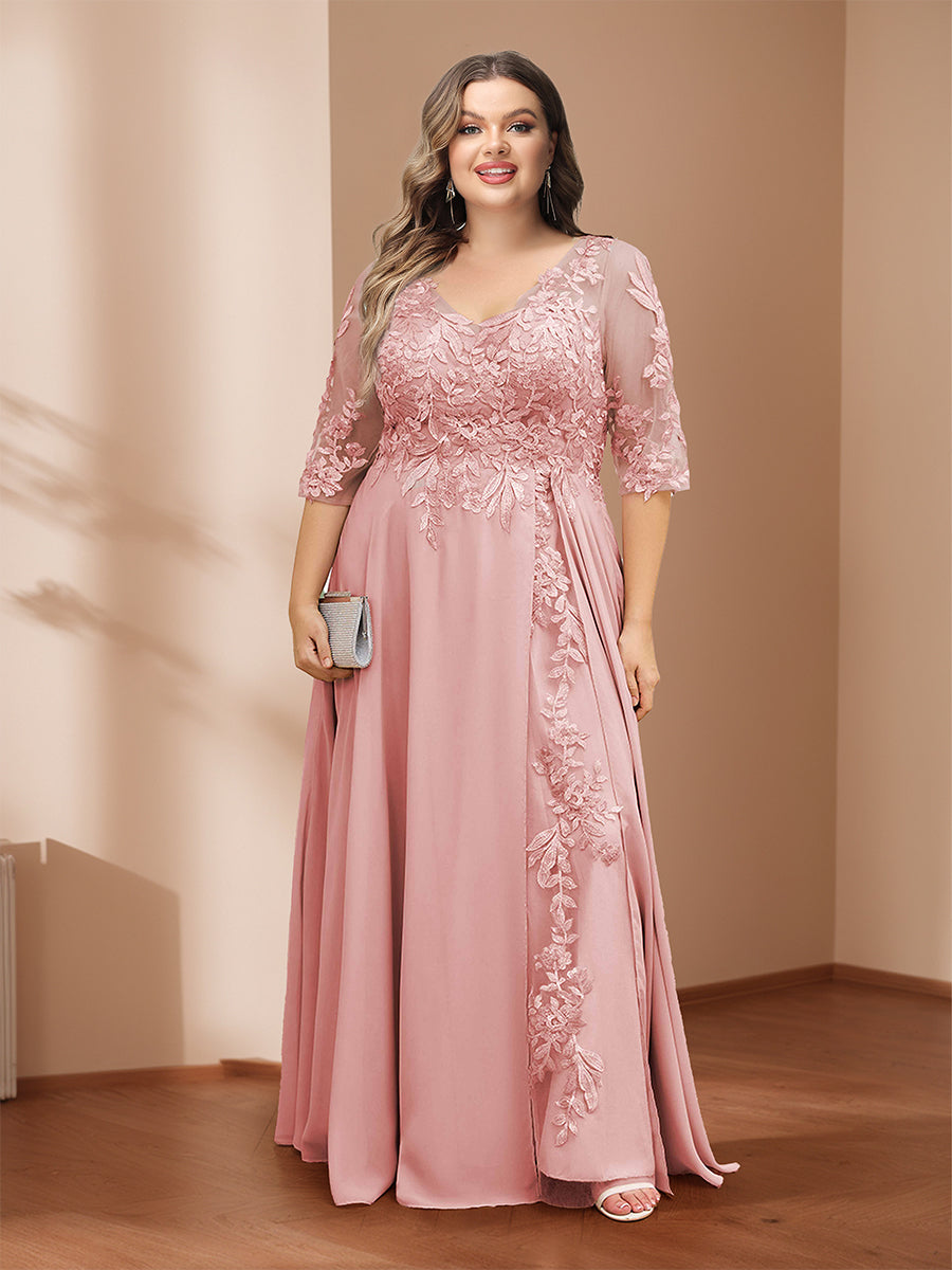 A-Line/Princess V-Neck Plus Size Mother of the Bride Dresses with Appliques & Watteau Train