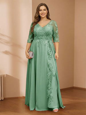 A-Line/Princess V-Neck Plus Size Mother of the Bride Dresses with Appliques & Watteau Train