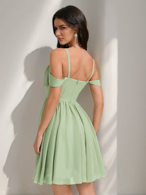 A-Line/Princess Square Sleeveless Chiffon Short Homecoming Dresses with Pleats