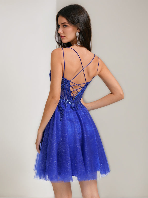 A-Line/Princess V-Neck Straps Tulle Short Homecoming Dresses with Beading Appliques