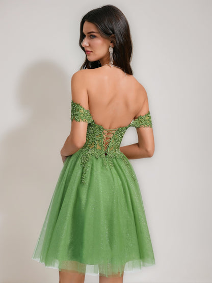 A-Line/Princess Off-the-Shoulder Tulle Short Homecoming Dresses with Appliques