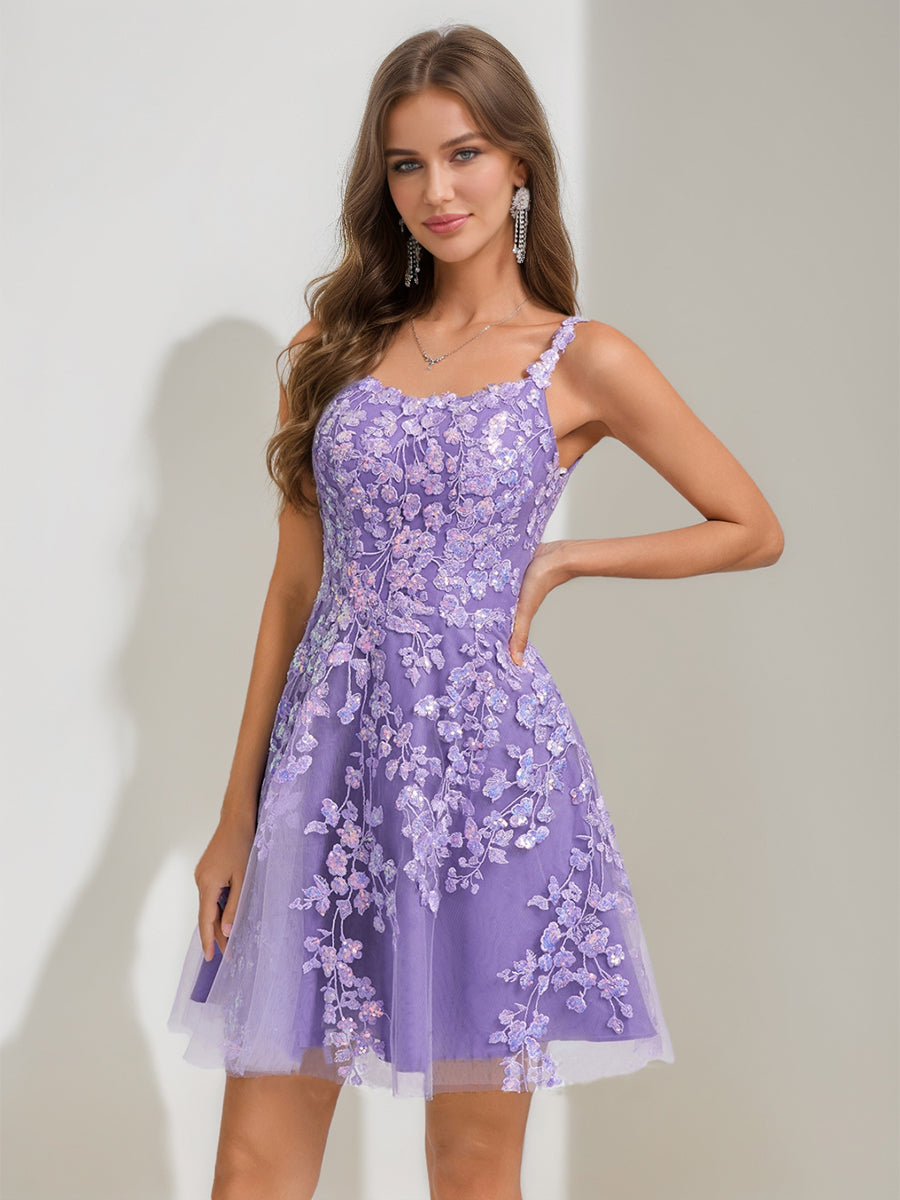 A-Line/Princess Scoop Short Homecoming Dresses with Sequins &amp; Lace Appliques