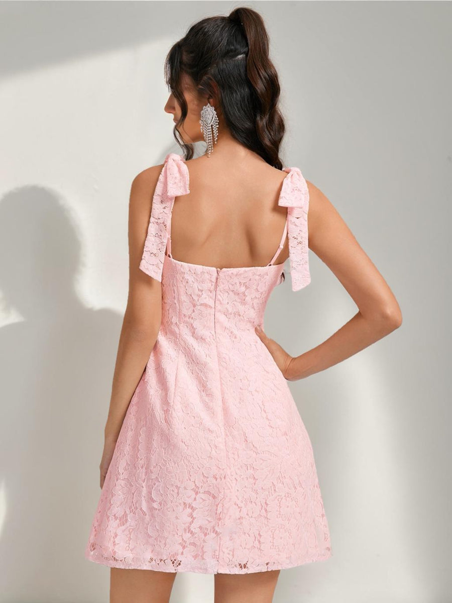 Sheath/Column Square Sleeveless Lace Mini Dresses Short Homecoming Dresses with Bow