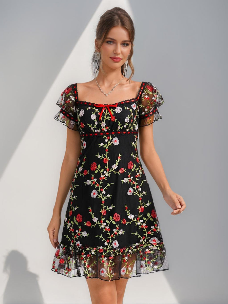 A-Line/Princess Square Puff Sleeves Ruffle Short Homecoming Dresses with Embroidery