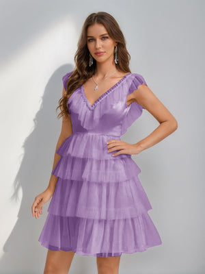 A-Line/Princess V-Neck Tulle Short/Mini Homecoming Dresses with Ruffles