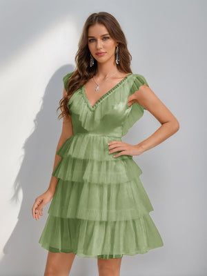 A-Line/Princess V-Neck Tulle Short/Mini Homecoming Dresses with Ruffles