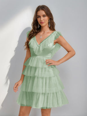 A-Line/Princess V-Neck Tulle Short/Mini Homecoming Dresses with Ruffles