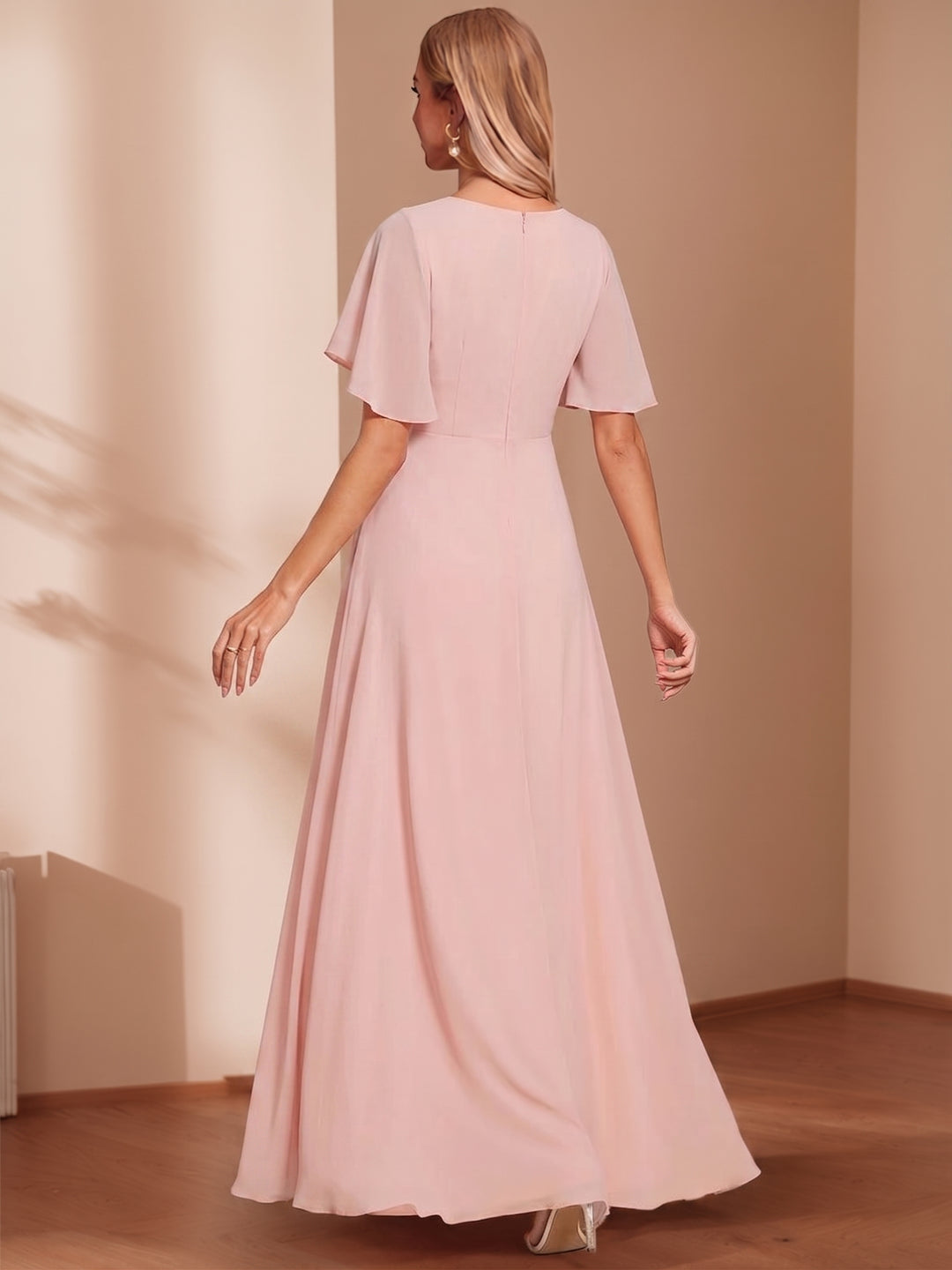 A-Line/Princess Scoop Short Sleeves Floor-Length Mother of the Bride Dresses with Appliques
