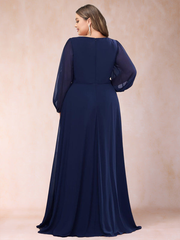 A-Line/Princess V-Neck Long Lantern Sleeves Plus Size Mother of the Bride Dresses with Applique
