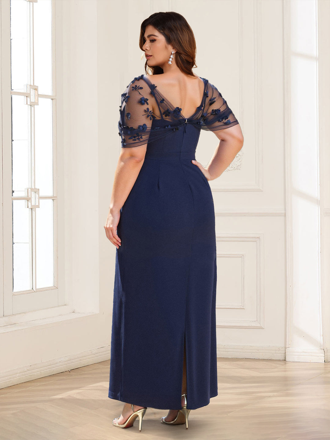 Sheath/Column Asymmetrical Neck Plus Size Mother of the Bride Dresses With Flower(s)