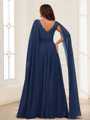 A-Line/Princess V-Neck Plus Size Chiffon Mother of the Bride Dresses With Lace Appliques