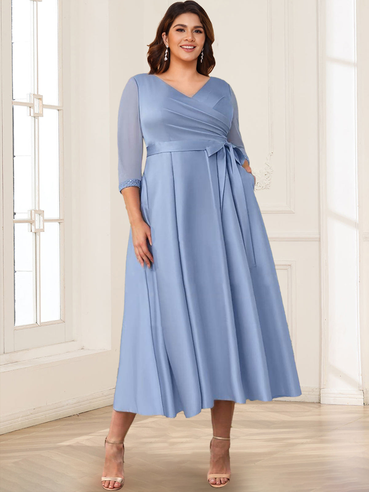 Satin A-Line/Princess V-Neck 3/4 Sleeves Plus Size Mother of the Bride Dresses With Bow(s)
