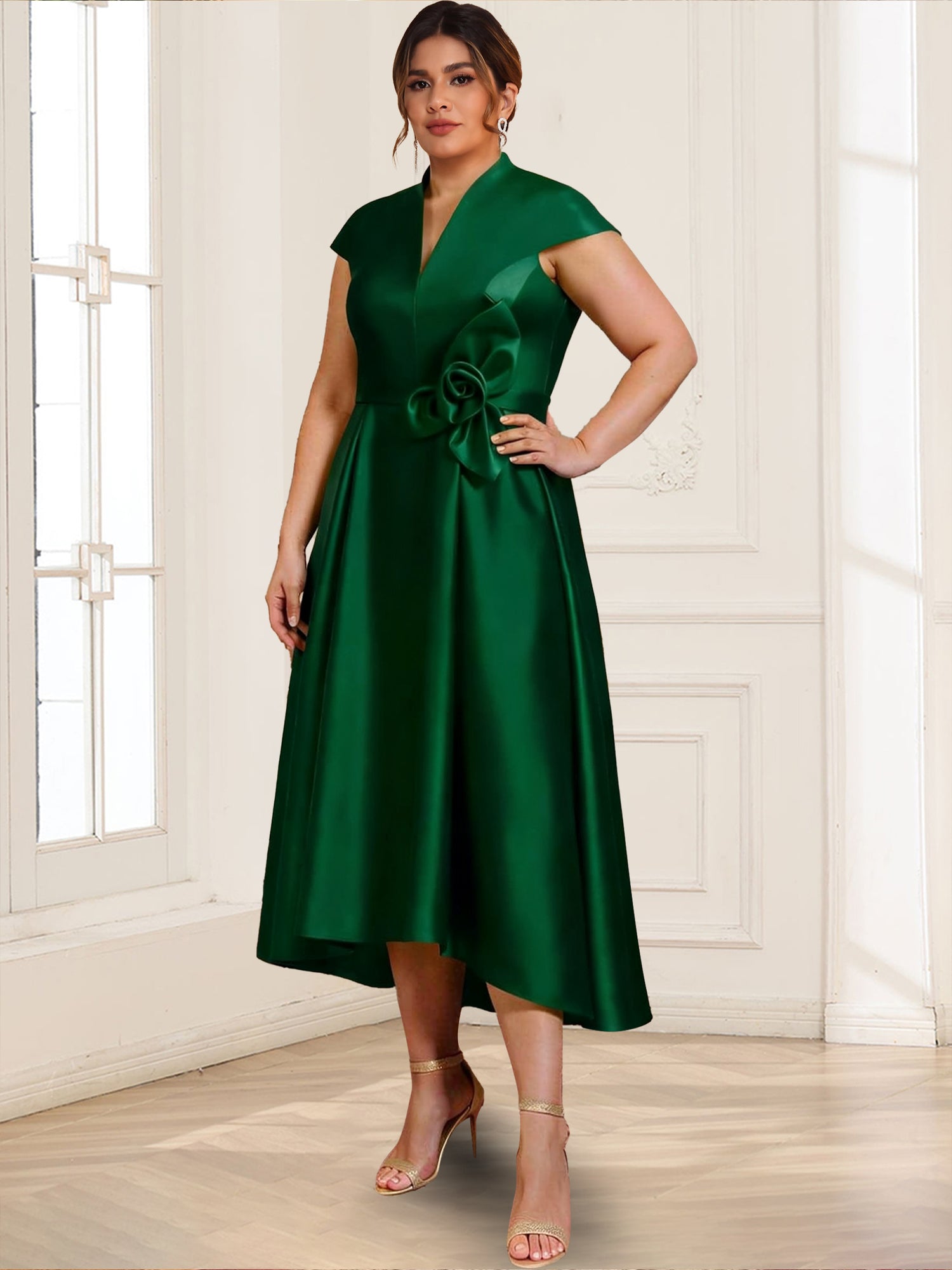 A-Line/Princess V-Neck Plus Size Mother of the Bride Dresses With 3D Floral